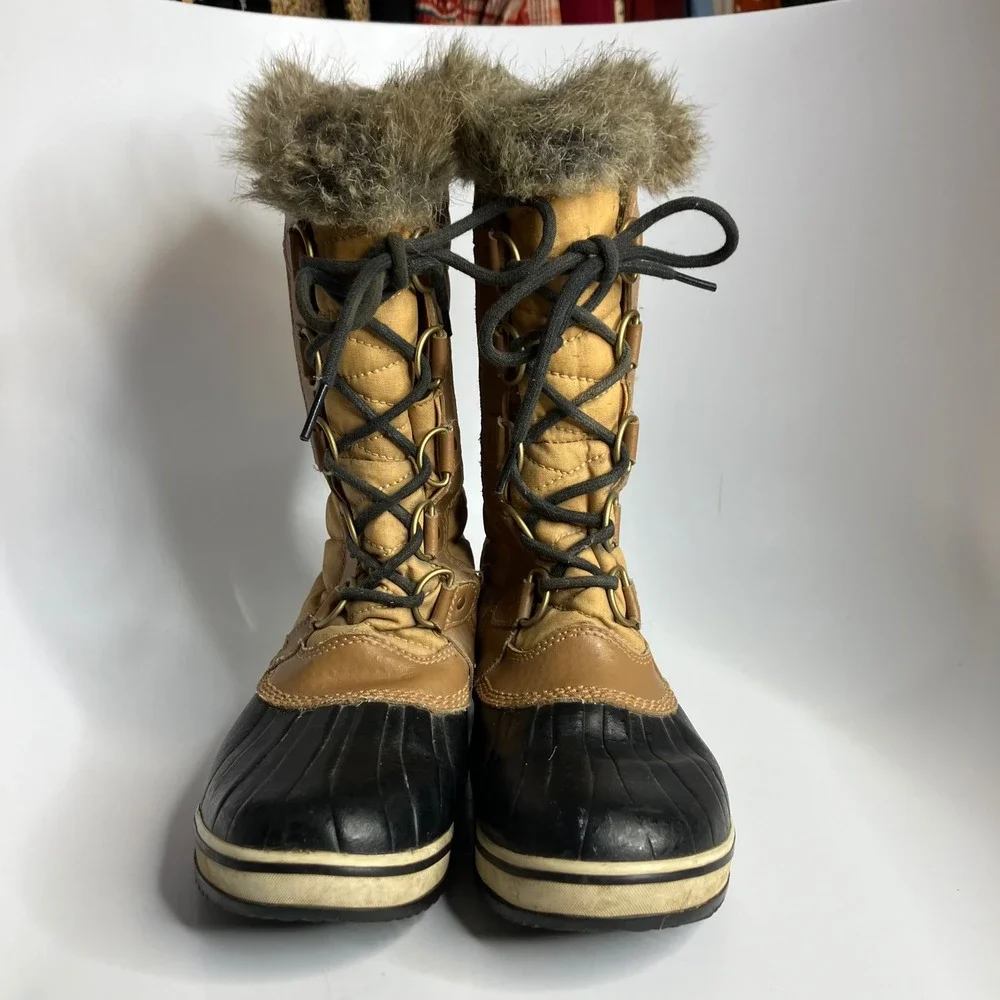 Sorel Tofino ll waterproof snow boots tan black winter women's‎ size 8.5 trendy